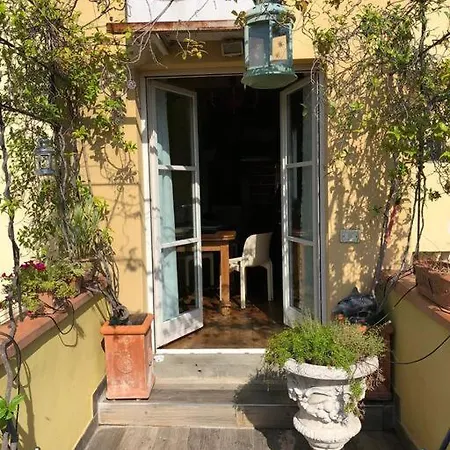 Romantico Con Terrazzo Lägenhet *